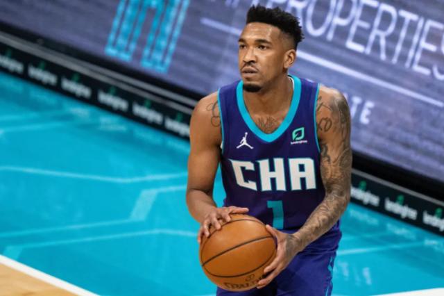 世界杯手机观看平台-一老一少两大射手驰援 湖人还是否会为三分球犯愁